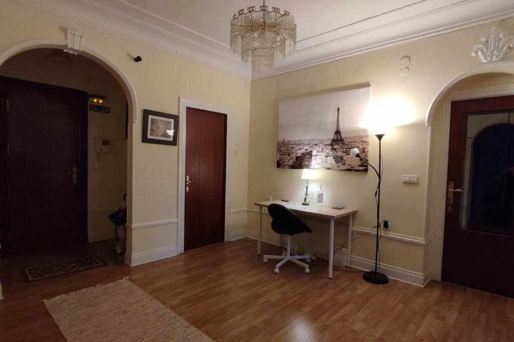 Fliphouse Rooms Pension Bilbao Exterior photo